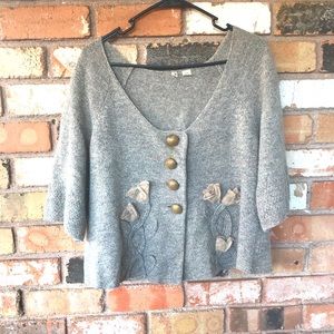 Charming Anthropologie MOTH Wool Sweater with 3D flowers (Size L)